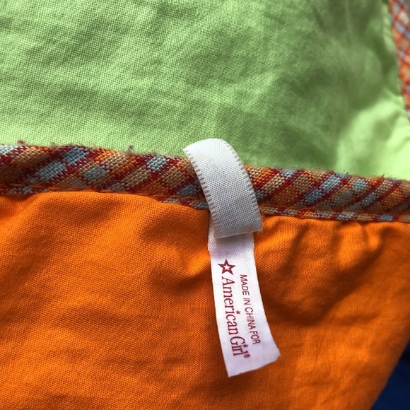 2 Amercan Girl reversible quilts - Picture 2 of 3